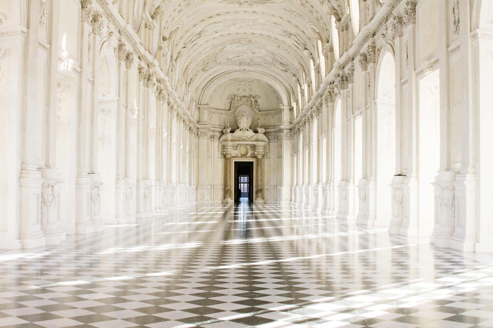 La Reggia delle Meraviglie: Alla Scoperta di Venaria Reale tra segreti e meraviglie della dinastia Sabauda
